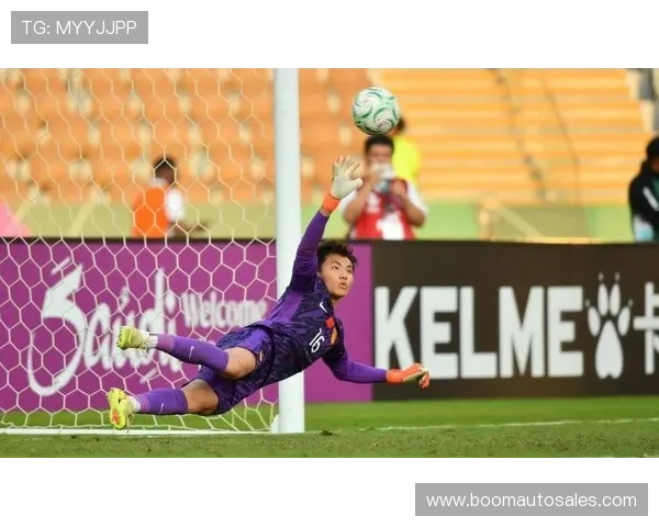 鲍世蒙失误致2球 U23国足0比2不敌泰国